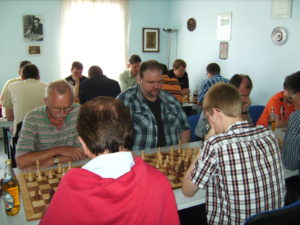 Proppevoll waren die beiden Turniersäle beim beliebten Erich-Vosseler-Gedächtnisturnier.