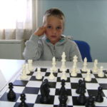 Maximilian Sichwardt war der Jüngste. Erstaunlich sorgfältig überlegte er seine Züge – und er hatte Erfolg damit: Stadtmeister der Bambini 2016!